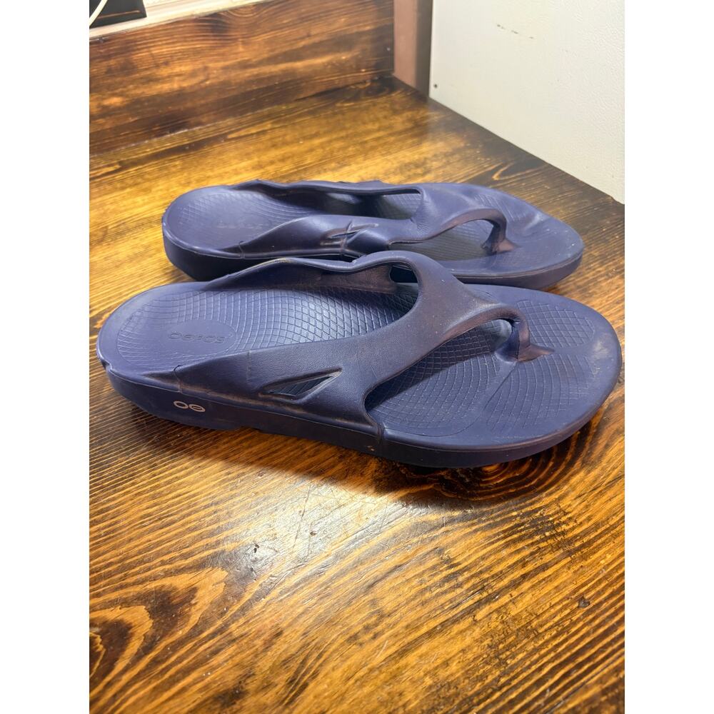 Oofoos Blue Flip Flops Size M11/W13